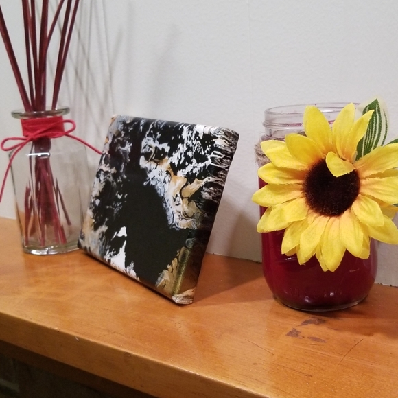 5"x7" Handmade Paint Pour - Picture 5 of 6